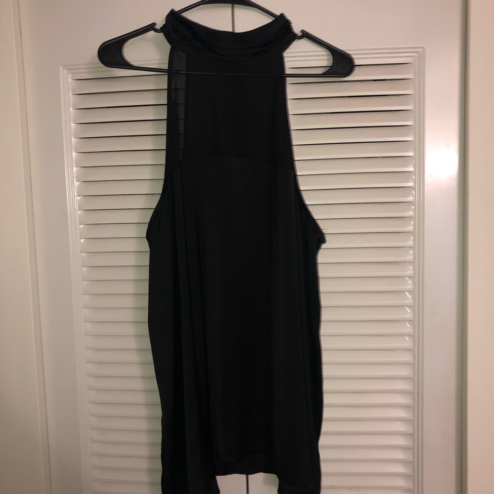 Jennifer Lopez Sleeveless Top